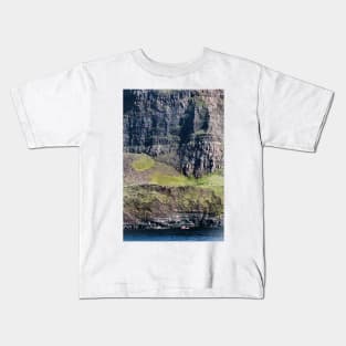 Fishing boat under high cliffs at Neist Point, Isle of Skye, Scotland Kids T-Shirt